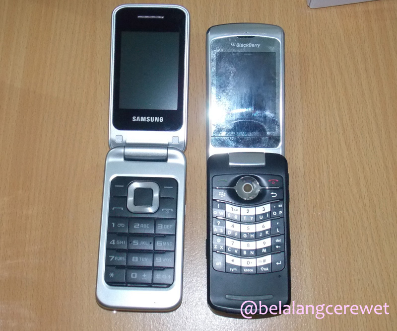 Saat masing-masing dibuka, Samsung Citrus agak lebih panjang sedikit. Hanya saja papan ketiknya lebih nyaman Citrus.